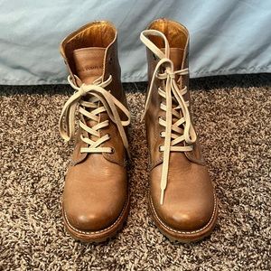 FRYE Sabrina Lace-Up Booties Size 8